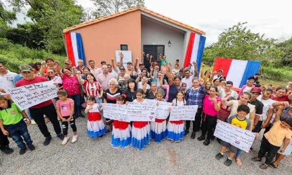Unas 179 familias de San Pedro recibirán la Navidad en nuevos hogares, dignos y seguros – Prensa 5