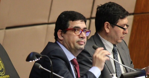 Velázquez es el elegido de Abdo para disputarle la Junta de Gobierno al cartismo