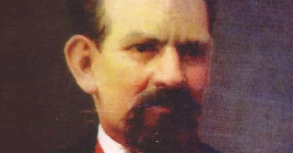 La Nación / Ejecutivo promulga ley de traslado de los restos de Patricio Escobar al Panteón