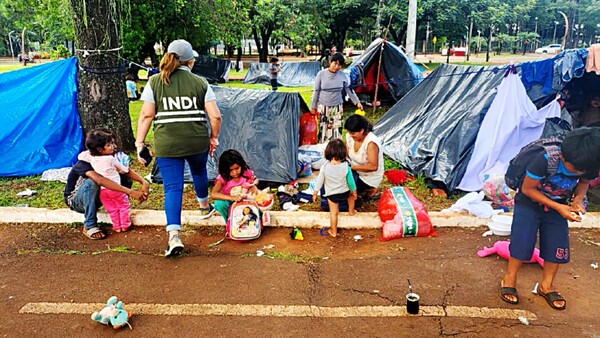 CDE: Sacan a indígenas del ex aeropuerto
