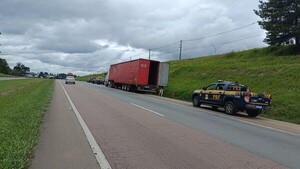 Incautan carreta con 1,5 toneladas de marihuana paraguaya en Brasil