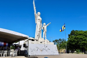 Suscriben contratos para importantes proyectos de infraestructura vial - 1000 Noticias