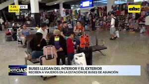 Video: Intenso movimiento en la Terminal de Ómnibus rumbo a pasar Nochebuena - ABC Noticias - ABC Color