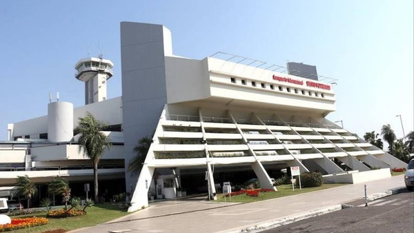 100.000 Pasajeros Estiman en Aeropuerto Pettirossi