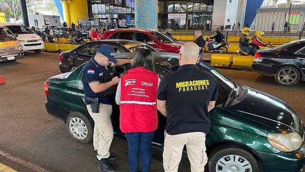 Fuerte incremento de ingresos terrestres a Paraguay por las fiestas de fin de año