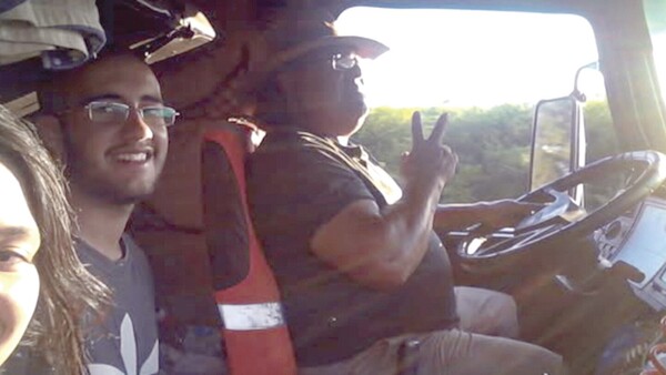 Cordobeses conquistados por un paraguayo lo quieren en su boda