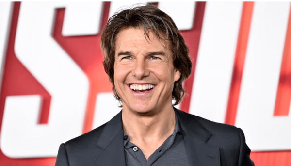 Por qué Tom Cruise siempre envía una torta de coco a celebridades en épocas festivas
