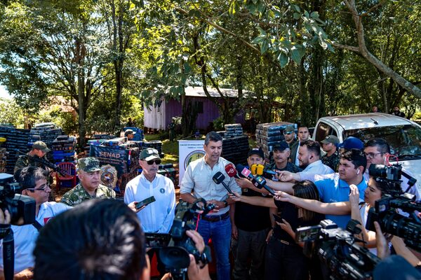 The Paraguayan Executive Branch proposes a dialogue with the DEA to guide the fight against organized crime - .::Agencia IP::.