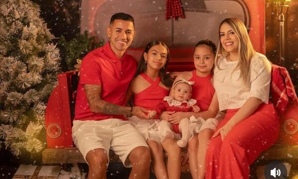 [GALERÍA] Pararon la pelota y celebraron la Navidad: ¡Mirá el look de los peloteros!