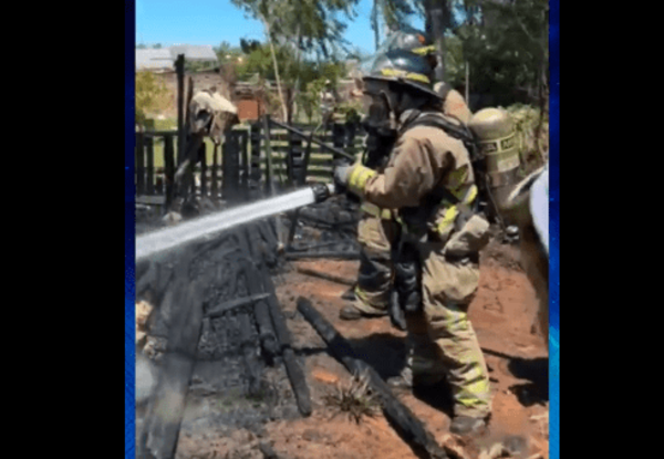 Pedido de ayuda para familia cuya vivienda fue consumida en su totalidad en un incendio