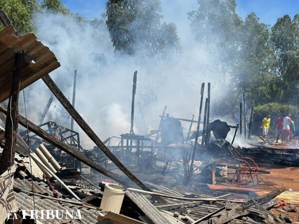 Incendio en el Bañado Sur deja a familia sin hogar en Navidad