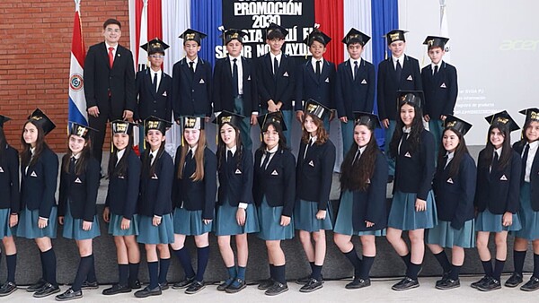 Graduación del Centro Educativo Canaán