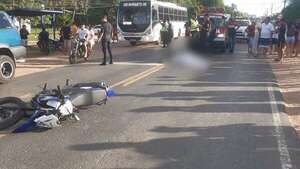 Video: trágico accidente en Limpio deja un motociclista fallecido - Policiales - ABC Color
