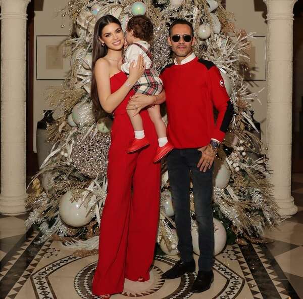 Nadia Ferreira y Marc Anthony, anfitriones de lujo de la cena familiar navideña en Miami - Gente - ABC Color
