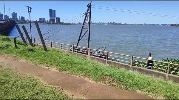 Adolescente de 15 años se lanzó al Río Paraná desde el Puente "Mboi Ka'e"