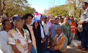 Ejecutivo reglamenta la ley de pensión para adultos mayores – Prensa 5