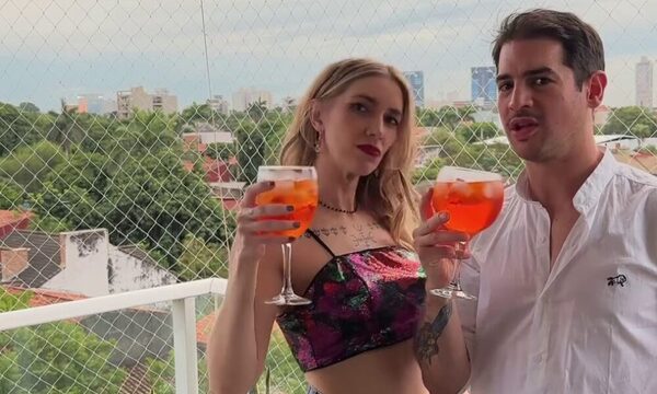 [VIDEO] El polémico brindis de Carmiña Masi: “Un año más sin ser padres”