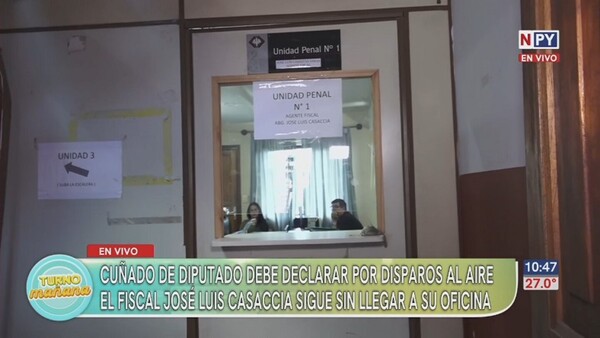 Luego de vergonzosas respuestas a los medios, el fiscal Casaccia no aparece en su oficina