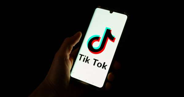La Nación / Albania cerrará el acceso a TikTok por un año