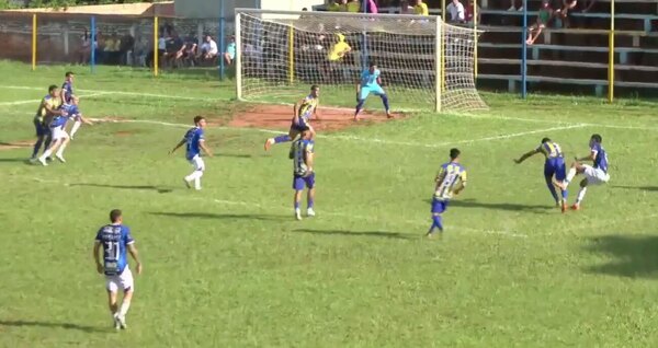 Versus / ¿Debió ser penal? El insólito error arbitral en el Nacional de Interligas