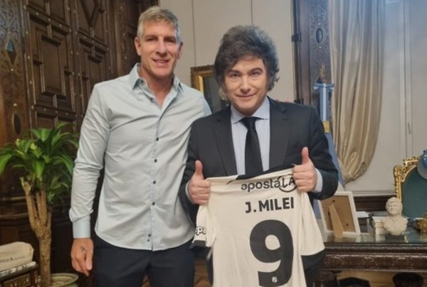 Martín Palermo visitó al presidente Javier Milei en la Casa Rosada - ADN Digital