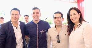 La Nación / Firman contratos para tres obras que representan progreso y avance para el país, destaca Peña