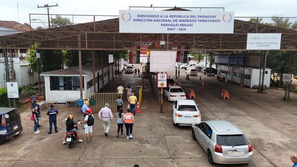 Movimientos migratorios del país, con cifras elevadas "sin precedentes" - 1000 Noticias