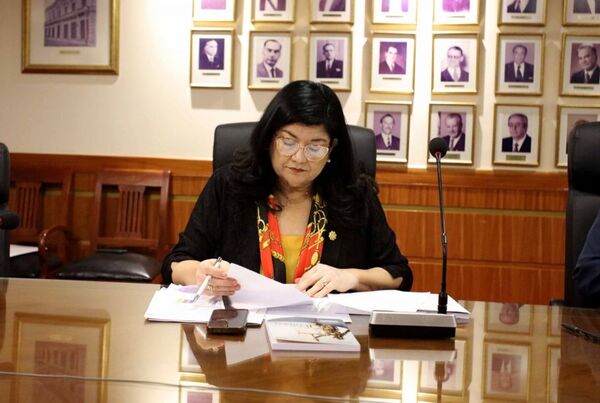 Otana: Ministra Llanes destacó notable producción de expedientes en el fuero de la Niñez y Adolescencia correspondiente al periodo 2024 en todo el país