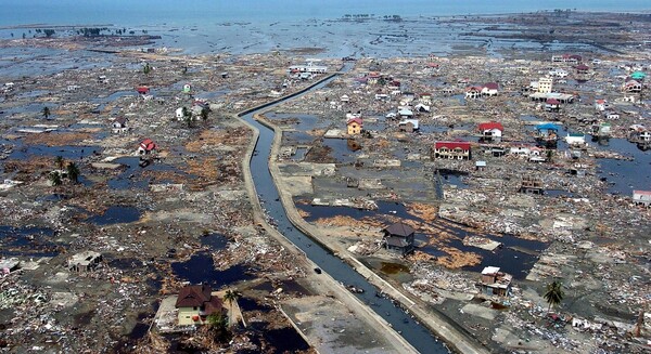Se cumplen 20 años del tsunami más devastador de la historia - Unicanal