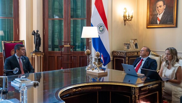 Diálogo en el Palacio con la meta de la sede de los Olímpicos Juvniles 2030