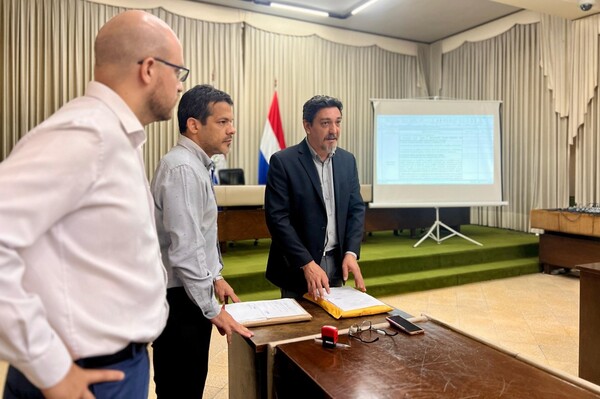 Dos empresas participan de licitación para servicio de transporte público nocturno “Buho” - .::Agencia IP::.