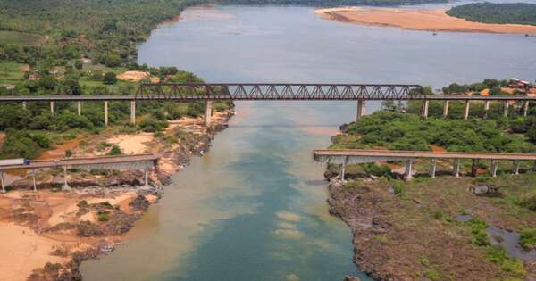 La Nación / Brasil: descartan riesgo de contaminación de ácido en puente caído