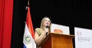 Diario HOY | Ministra aclara uso de camioneta de Senabico y critica publicación tendenciosa de ABC