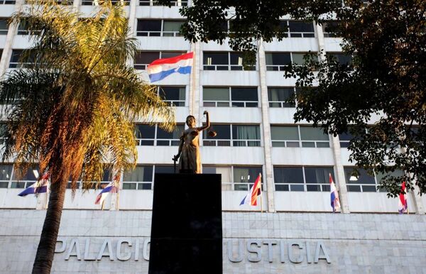 Nómina de funcionarios jurisdiccionales que prestarán servicios durante la feria judicial 2025