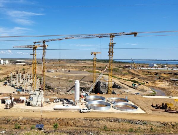 Sector de la construcción exige pago de intereses de deuda al Gobierno · Radio Monumental 1080 AM