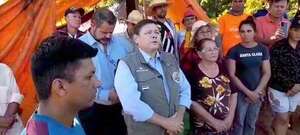 Yrybucuá: presidente del Indert visitó a la abuela desalojada de su casa y criticó la resolución judicial - Nacionales - ABC Color