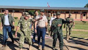 Santiago Peña visita el CODI en Arroyito y resalta el trabajo de la FTC