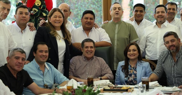 Cartes se muestra con los diputados del oficialismo para disipar versiones de ruptura