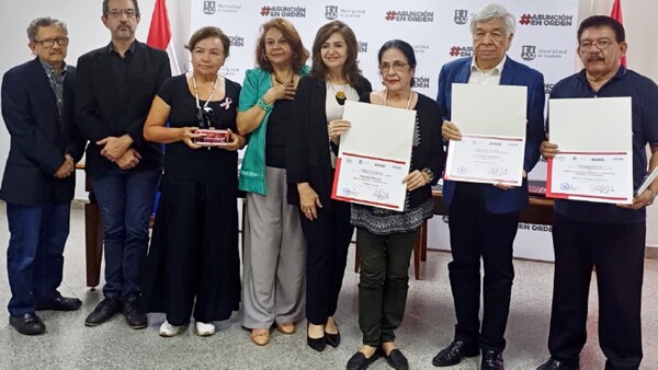 Municipalidad entrega fondos a proyectistas adjudicados