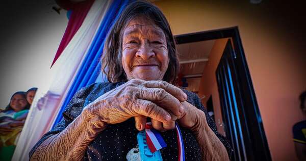 La Nación / MUVH entregó llaves a 257 familias indígenas de Canindeyú para mejorar su calidad de vida