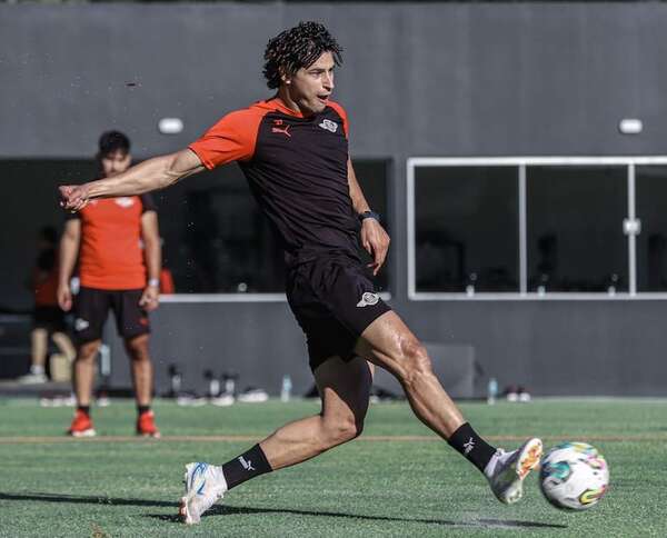 Libertad, con dos retornos y ocho bajas - Fútbol - ABC Color