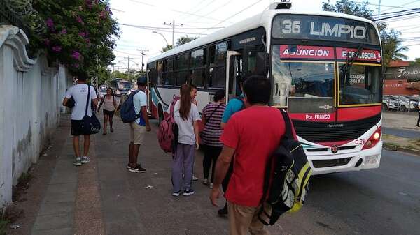 Reforma del transporte público: Estado deberá garantizar remuneración de diferentes prestadores - Economía - ABC Color
