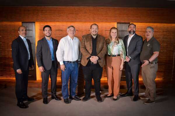 Ministros del Poder Ejecutivo serán los invitados exclusivos del último programa especial del Holding de medios RCC