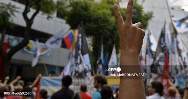 La Nación / Opositores asilados en embajada argentina en Venezuela denuncian 35 días sin luz