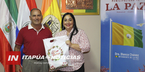 INTENDENTE DE LA PAZ ENTREGÓ PRESENTES A FUNCIONARIOS POR FIN DE AÑO - Itapúa Noticias