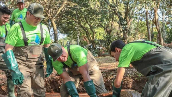 Ypotí da respiro al arroyo Acaraymí que atraviesa Ciudad del Este