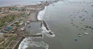 Diario HOY | Perú cierra 91 puertos y playas recreativas por fuerte oleaje en su costa