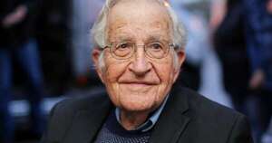 La Nación / Chomsky y el motor oculto del lenguaje humano