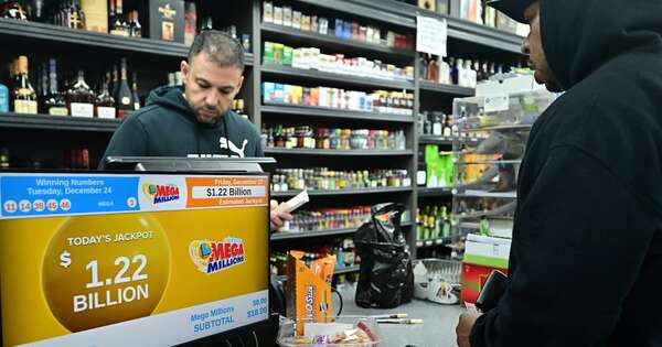 La Nación / Ganador de USD 1.220 millones compró boleto de lotería en gasolinera de California