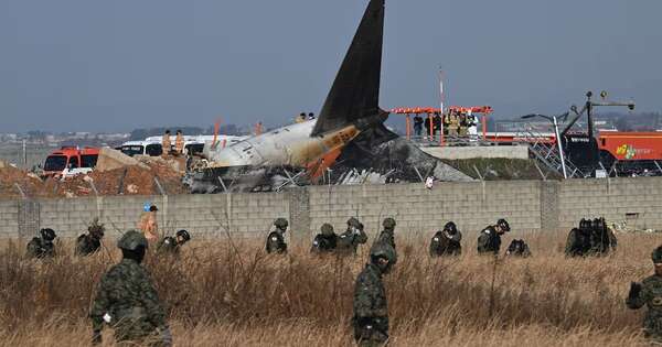 Diario HOY | Accidente de avión en Corea del Sur deja 179 muertos y solo dos supervivientes